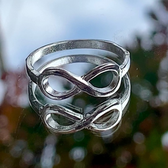 wave and infinity ring - Picture 2 of 4